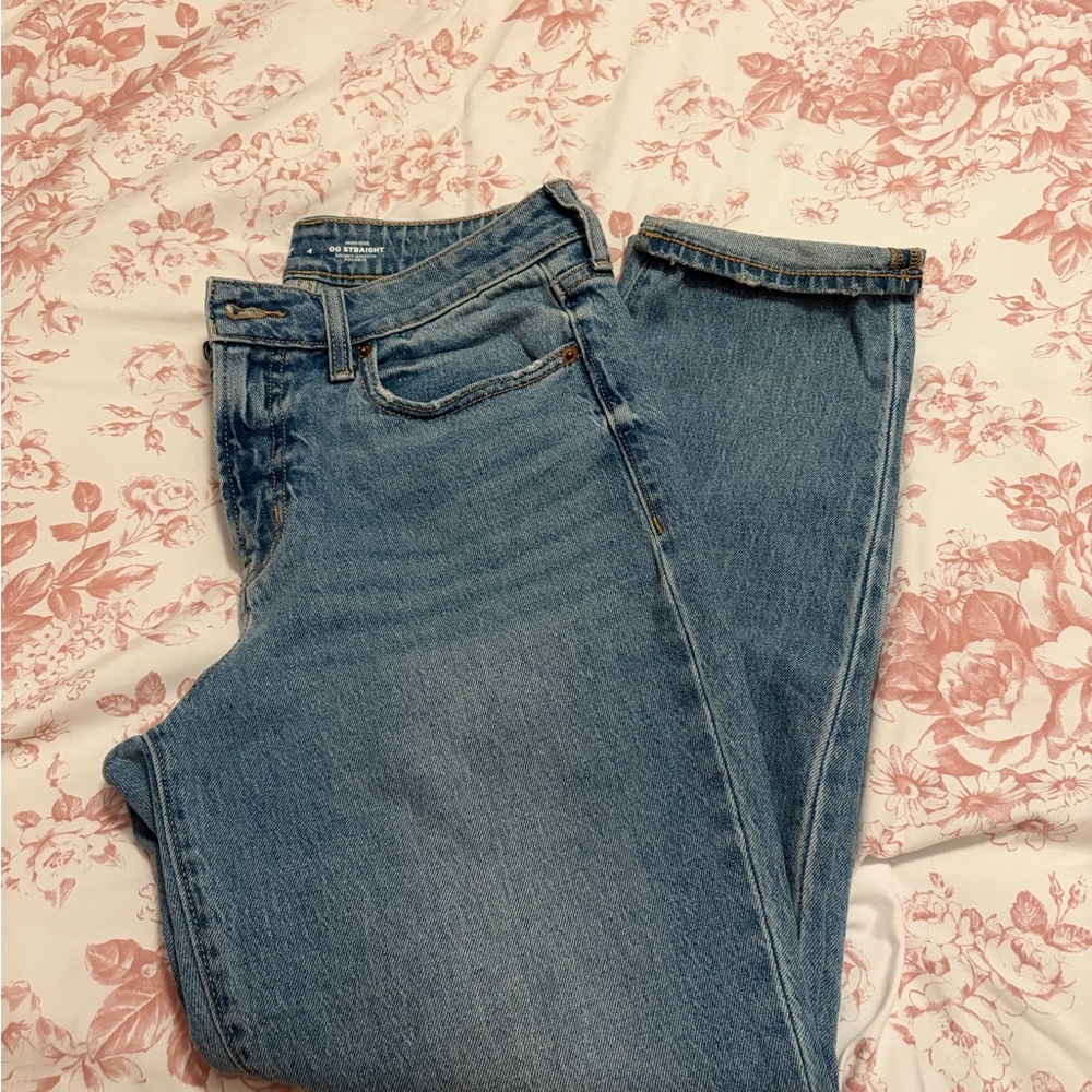 Old Navy Women's Straight Leg Blue Jeans